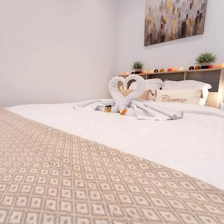 Port Avec Grande Baignoire * Nizza